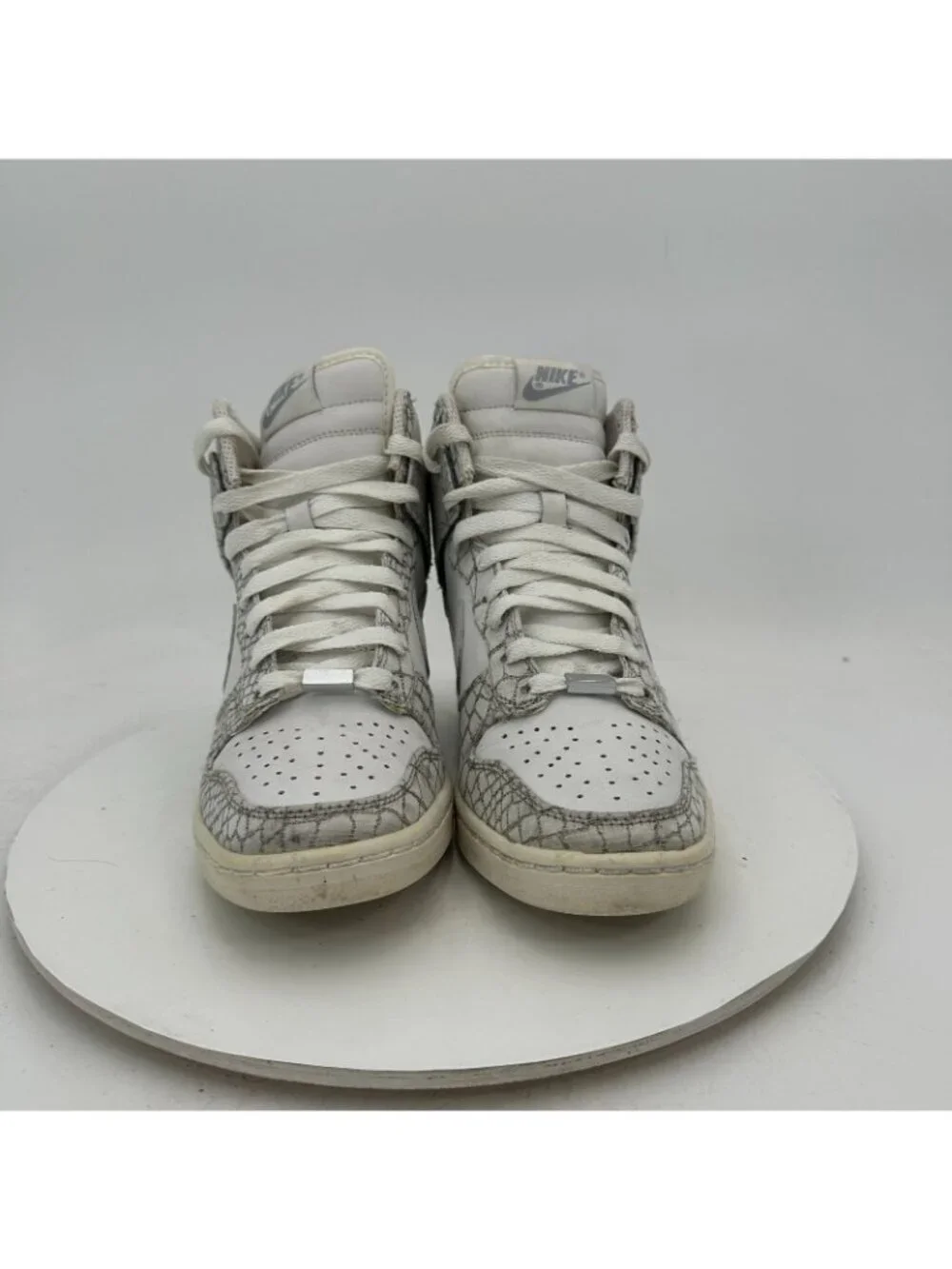 Nike Dunk Sky Hi Women Size 7.5 747283-994 Light Grey White Wedges Shoes